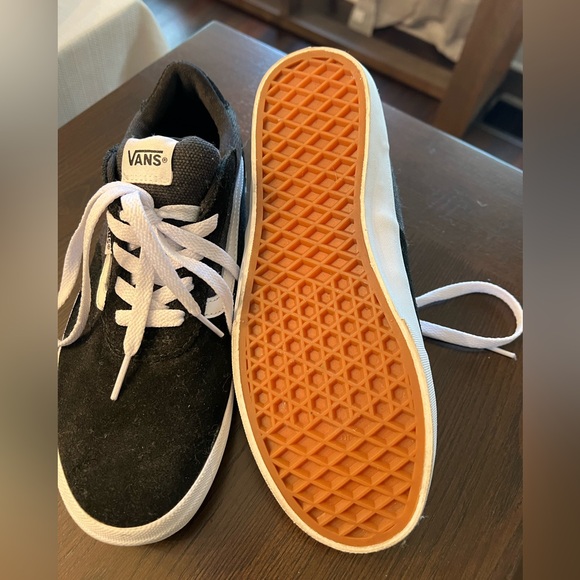 Vans old “skool” shoe - Picture 6 of 6